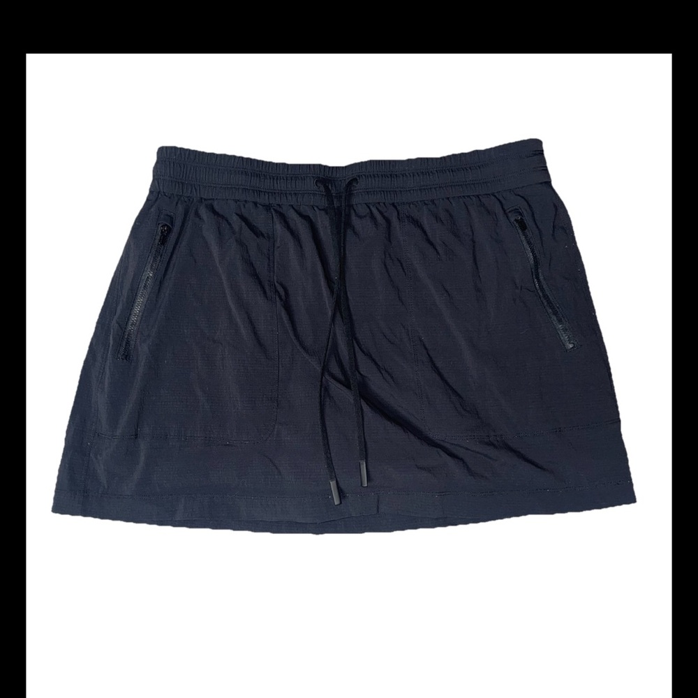 Athleta Tee Time High Rise 17" Skort L Athletic Athleisure Golf Sport Loungewear